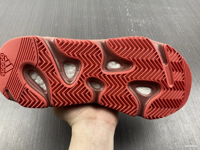 700 HQ6979 Yeezy Hi-Res Adidas Boost Red 0910